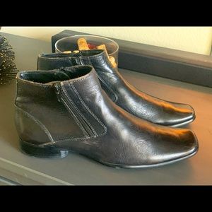 Kenneth Cole Leather boots